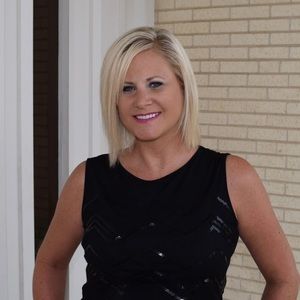 Meet your Posher, Pam